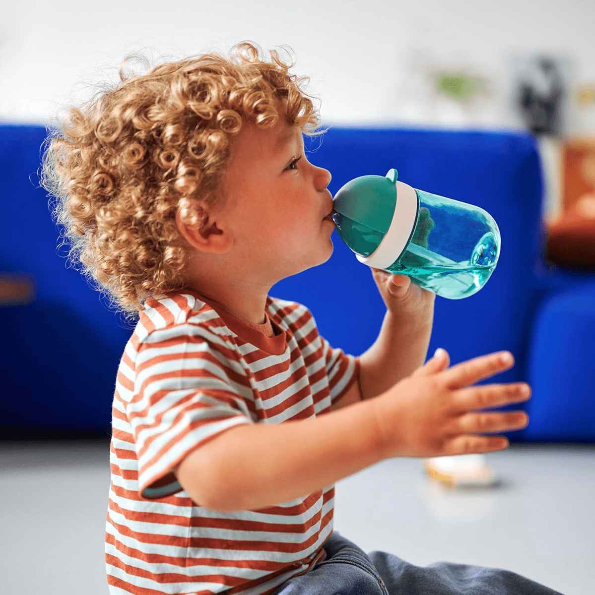 Mepal Mio kubek niekapek ze słomką 300 ml Farma, 9 m+ – zdjęcie produktu 3