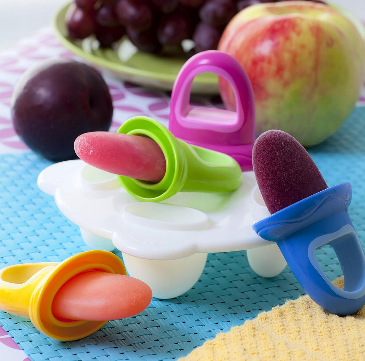 NUBY foremki do lodów x3 w kształcie smoczka 6m+, kolorowe foremki BPA free z lodami owocowymi