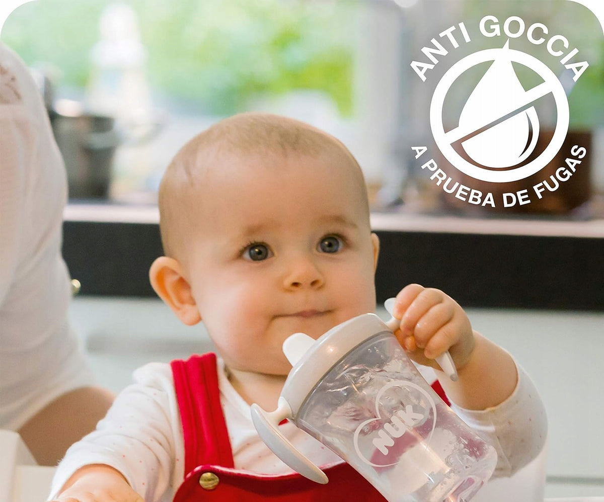 NUK Trainer Cup KUBEK NIEKAPEK serce 6 m+ 230 ml, kubek treningowy z ustnikiem dla niemowląt