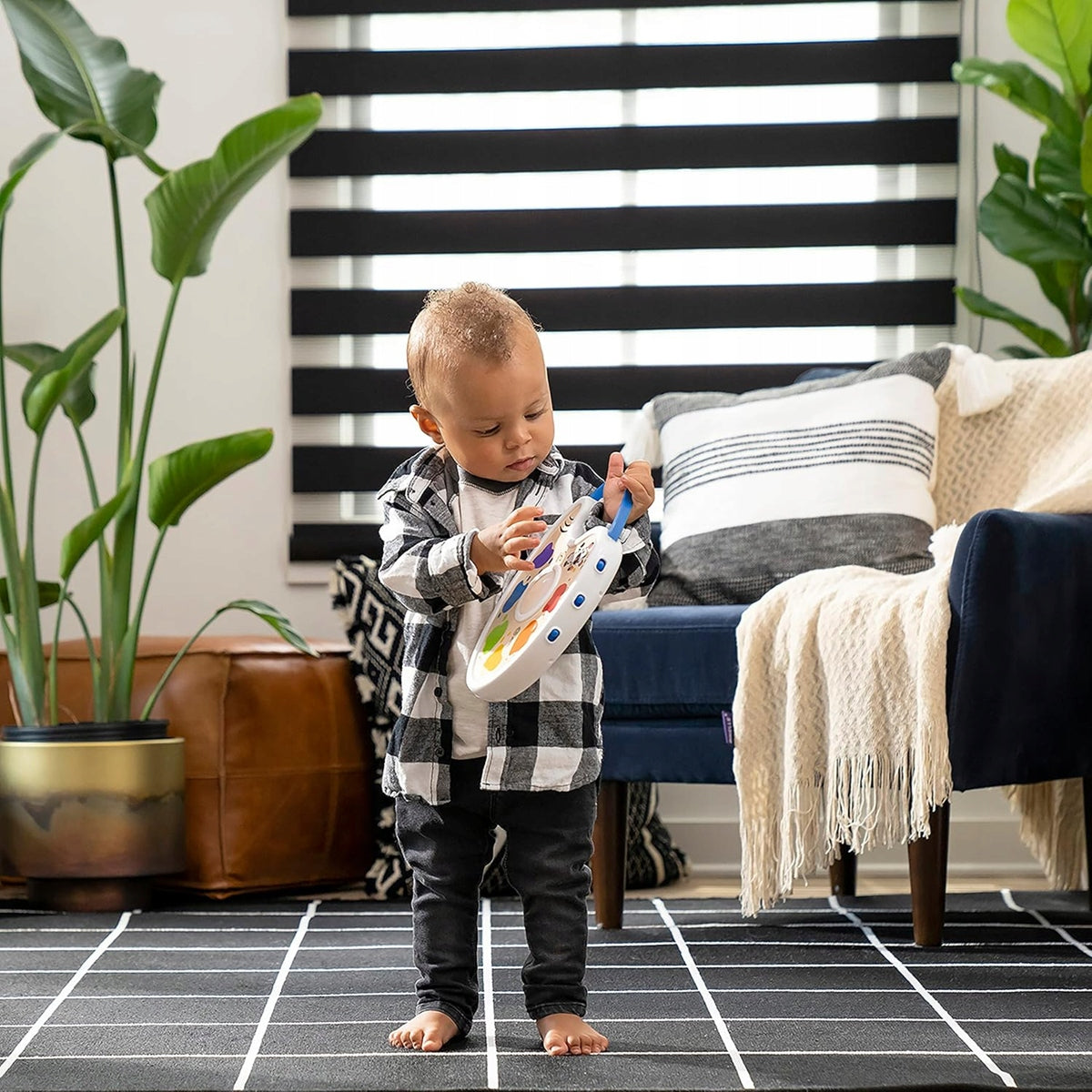 HAPE Magic Touch paleta de pintura musical en 3 idiomas 17,5 x 27 cm