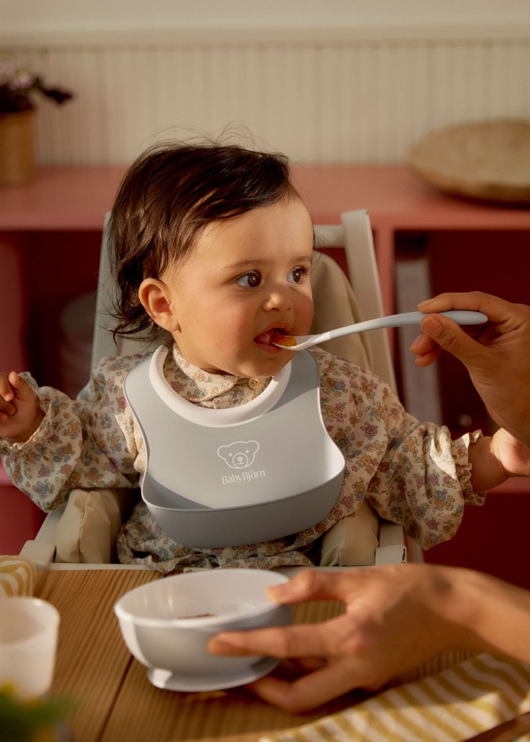 Cucharas de alimentación grises BabyBjörn 073004 con mango largo