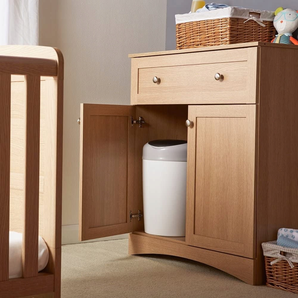 TOMMEE TIPPEE simplee sangenic kosz + wkład, biały kosz na pieluchy w drewnianej szafce dziecięcej