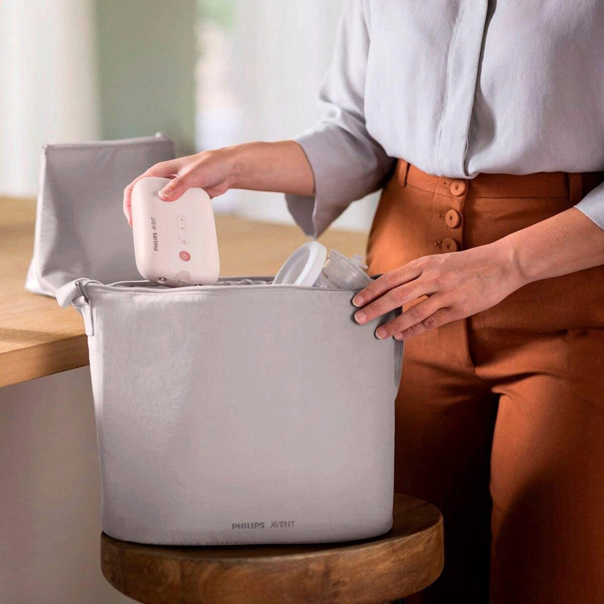 PHILIPS AVENT SCF397/11 podwójny LAKTATOR elektr.1 – różowy elektryczny laktator Philips Avent w torbie