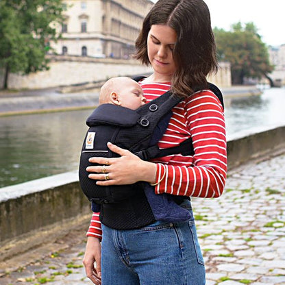 ERGOBABY ADAPT SoftFlex MESH nosidełko ergonomiczne 3,2-20kg, przewiewne czarne nosidełko dla dziecka