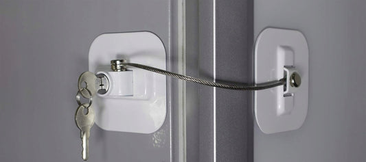 Cerradura de seguridad para niños para armarios y cajones 19 cm + 2 llaves