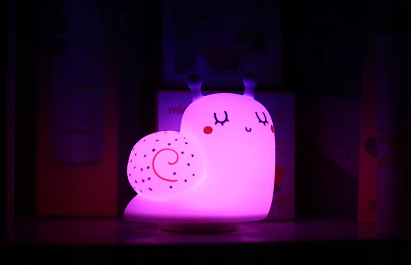 MINILAND Cosy Dreamer lámpara nocturna de silicona CARACOL 12,3 x 12,3 cm