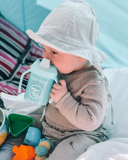 TWISTSHAKE Mini vaso antiderrames con boquilla y batidor 230 ml 4 m+