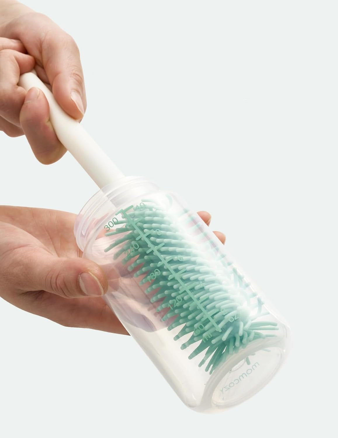 MOMCOZY set de viaje 7 en 1 para limpiar biberones, chupetes y pajitas + estuche