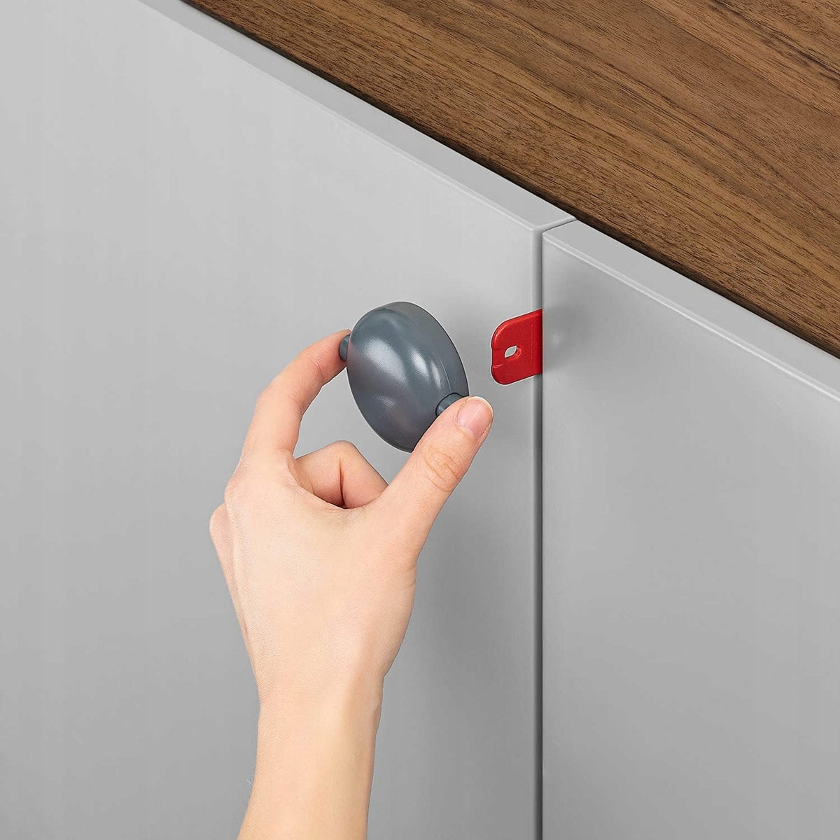 REER dispositivo de seguridad para armarios con puertas dobles 1 unidad