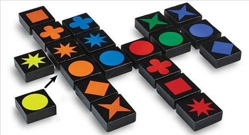 999 GAMES Qwirkle juego 108 fichas de madera con estuche