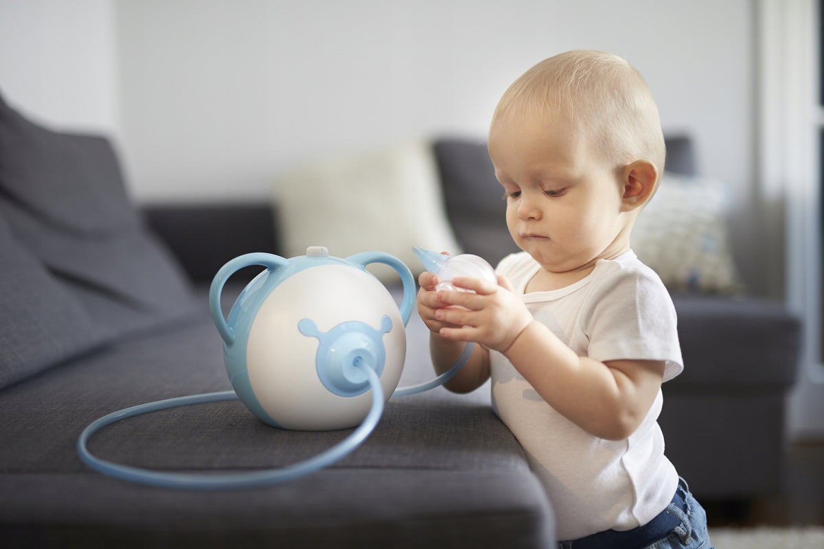 NOSIBOO PRO elektryczny aspirator do nosa dla dziecka, niebiesko-biały, z rurką i główką