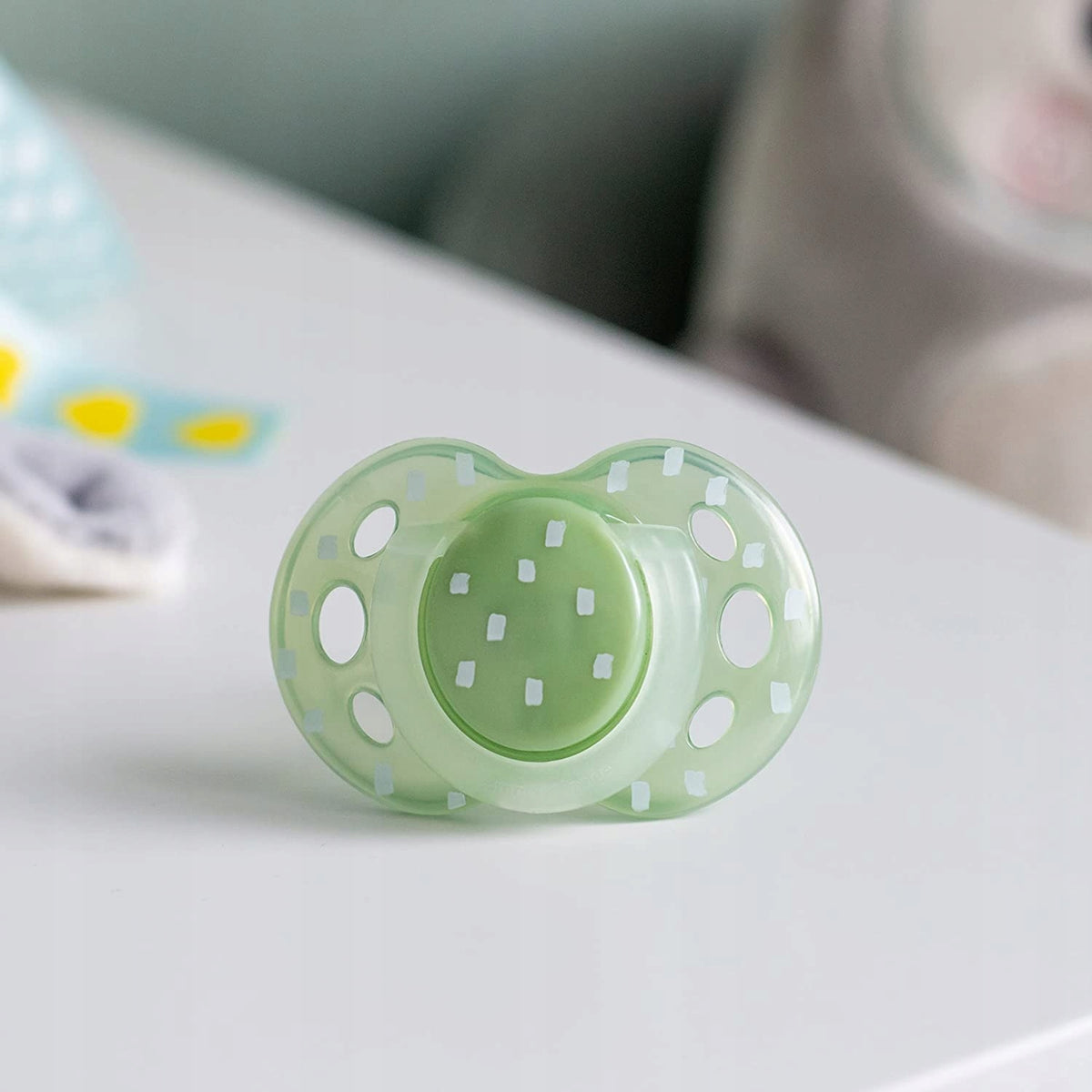 Chupetes simétricos luminosos Tommee Tippee Night 18-36m