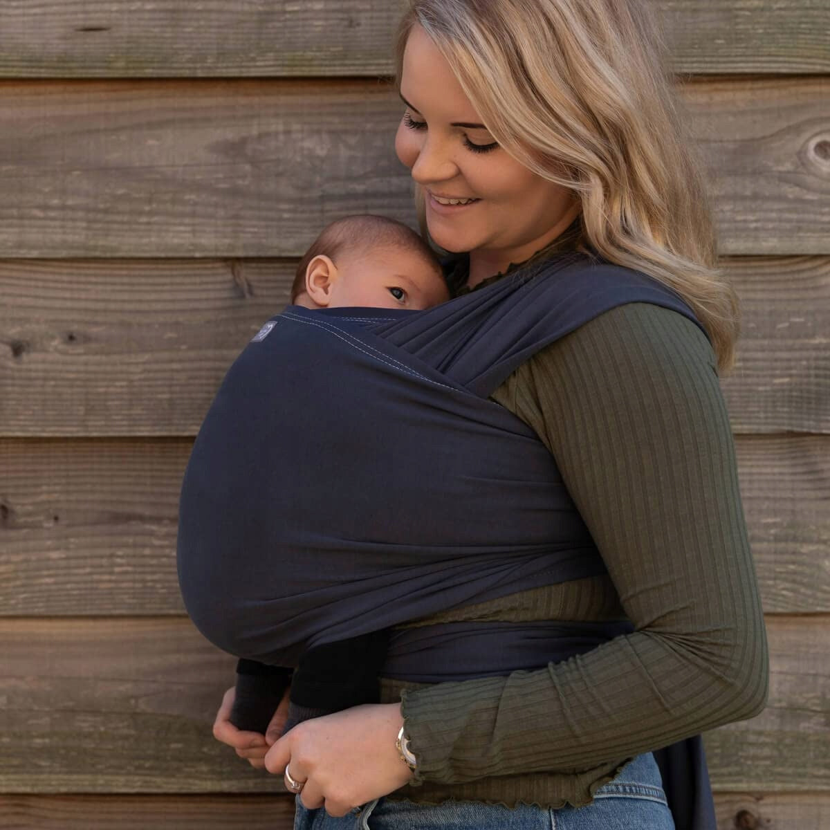 HOPPEDIZ chusta elastyczna do noszenia 4,6 x 0,5, bakłażan, miękka chusta do noszenia dziecka