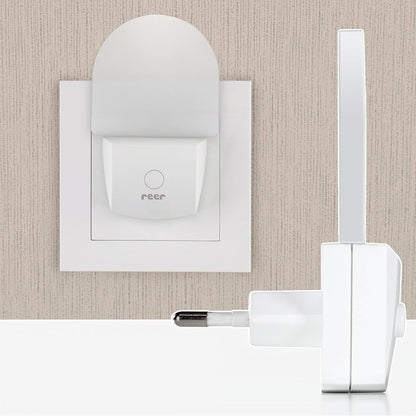 REER NightGuide luz nocturna LED para enchufe con interruptor 6 x 9,5 cm