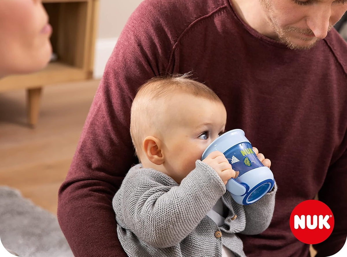 Taza mágica NUK Mini a prueba de fugas, brilla en la oscuridad, 360°, 160 ml, 6 meses+