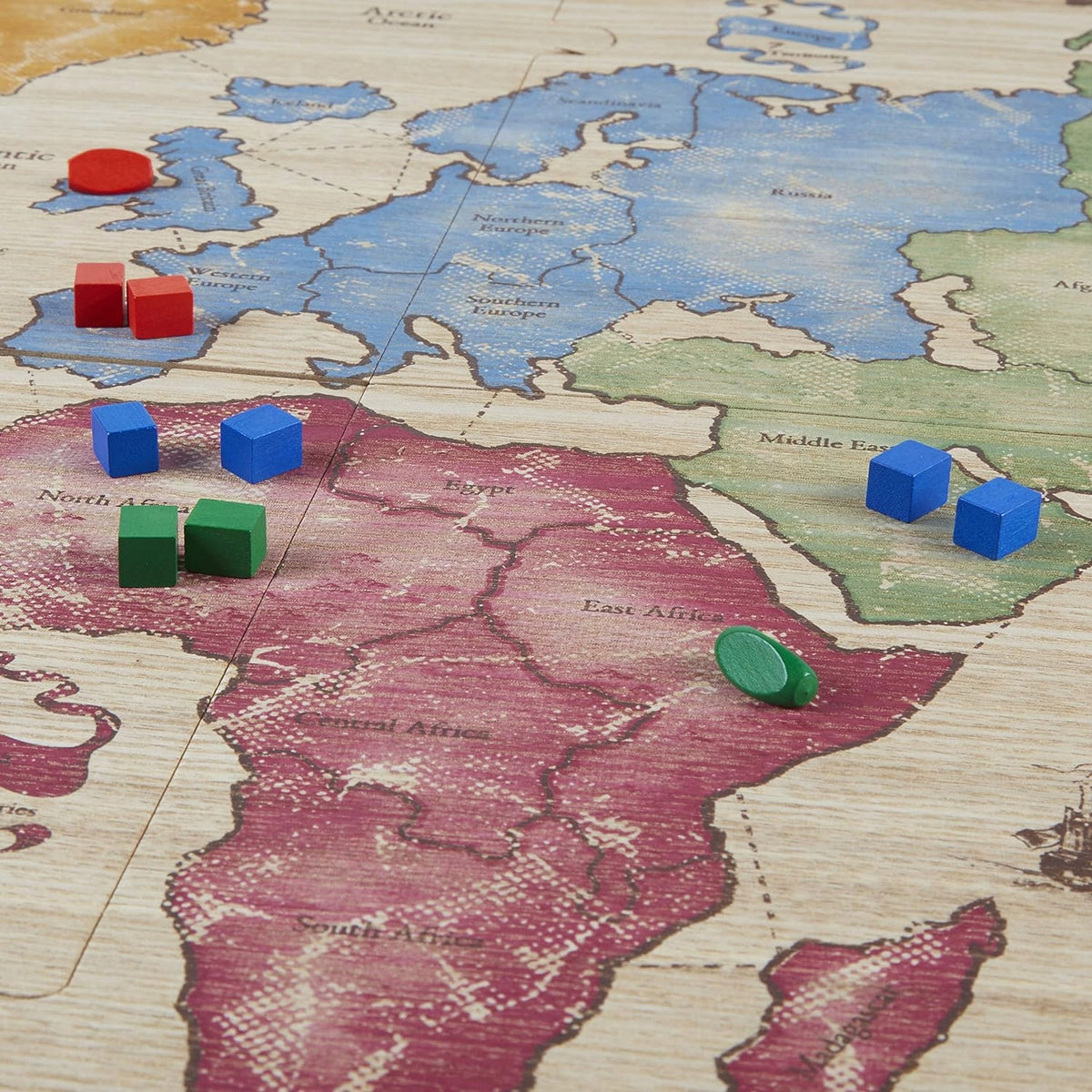 HASBRO Risk gra strategiczna drewniane plansza i pionki J. FRANCUSKI, drewniana plansza z pionkami