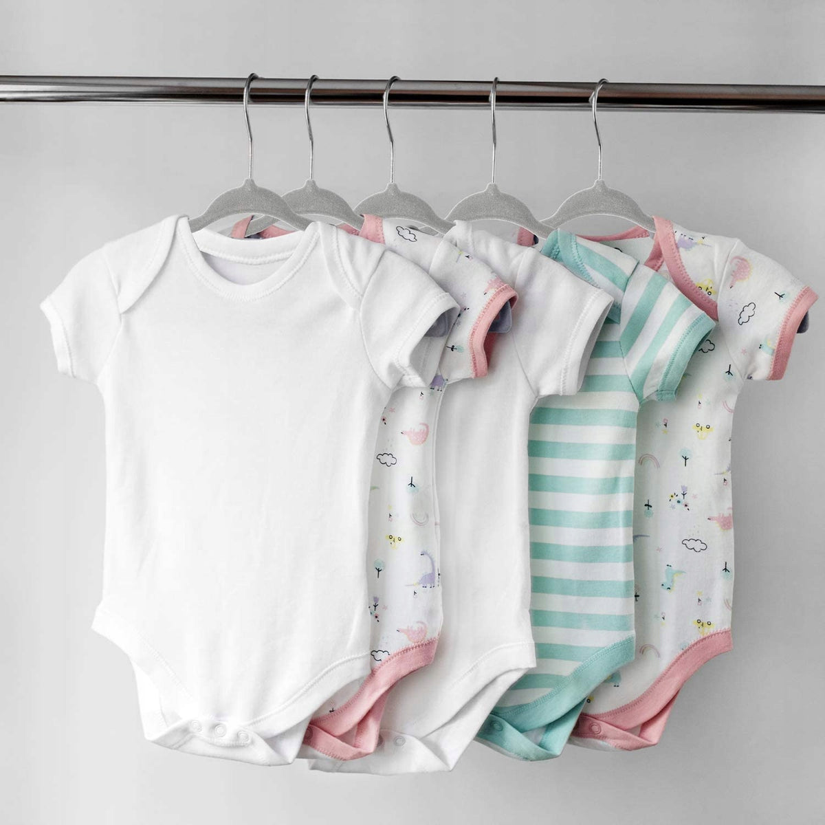 KIDOOLA aksamitne wieszaki x20 + przegródki x7 szare, antypoślizgowe wieszaki dziecięce na ubranka