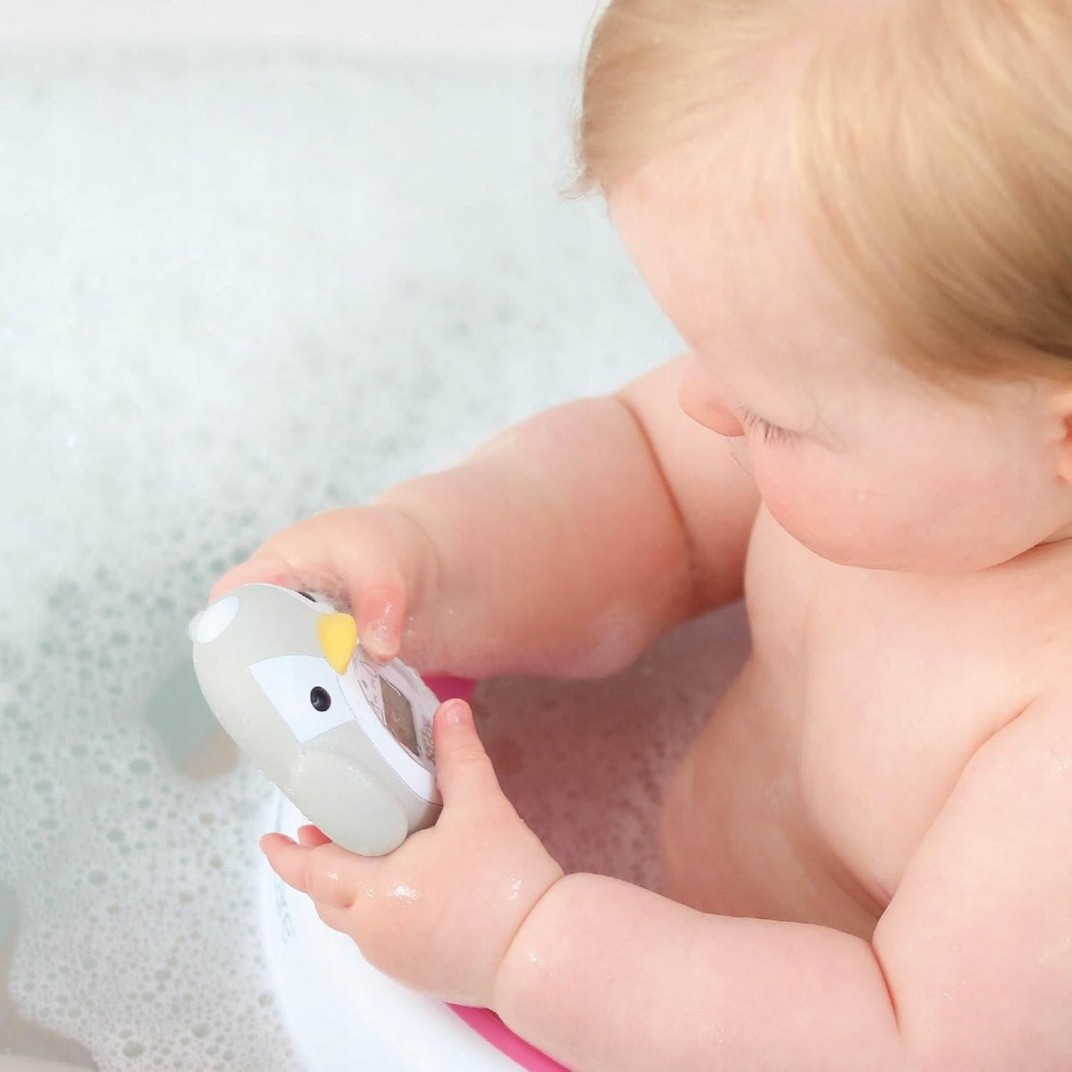 NUBY Bath & Room 2w1 cyfrowy termometr kąpielowy i pokojowy w kształcie pingwina dla niemowląt podczas kąpieli