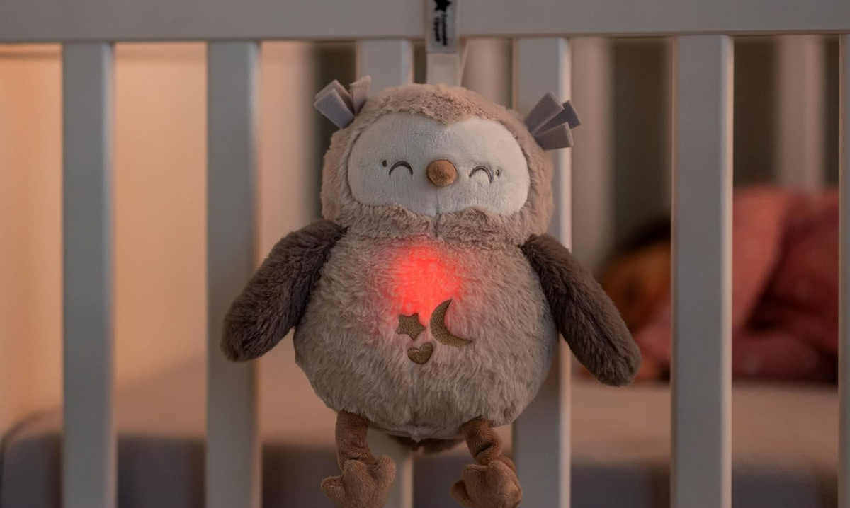 TOMMEE TIPPEE Sowa Ollie Deluxe Peluche lámpara con sonidos para bebés