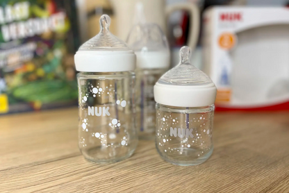 NUK Nature Sense set de 3 biberones de vidrio + chupete calmante 0+