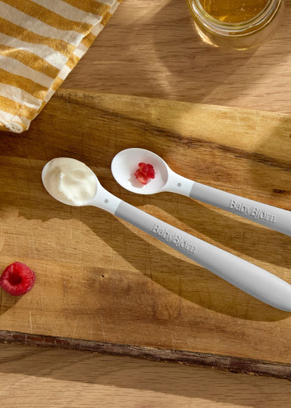 Cucharas de alimentación grises BabyBjörn 073004 con mango largo